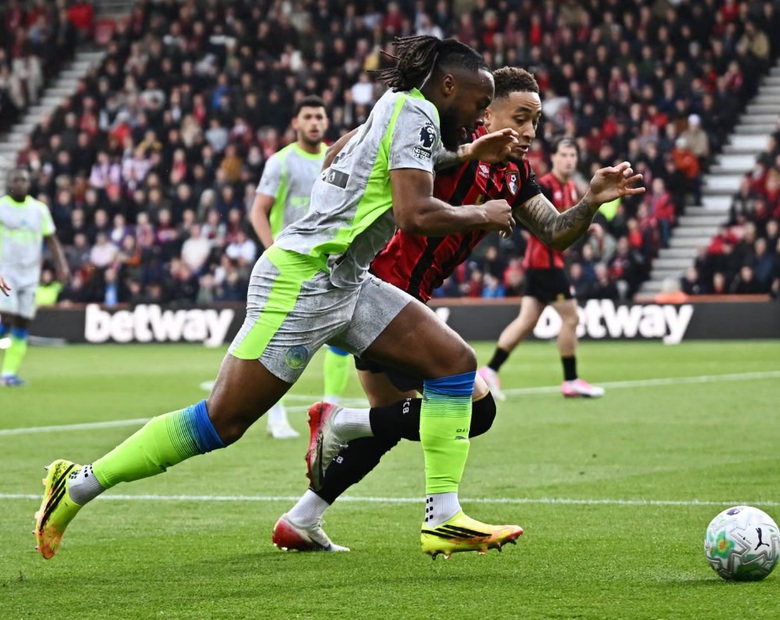 Man City h&ograve;a Bournemouth, Arsenal ch&iacute;nh thức v&ocirc; địch Ngoại hạng Anh- Ảnh 1.