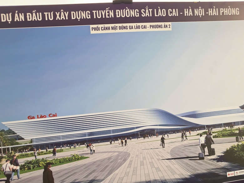Ph&oacute; chủ tịch Quốc hội Nguyễn Hồng Di&ecirc;n thị s&aacute;t tuyến đường sắt L&agrave;o Cai-H&agrave; Nội-Hải Ph&ograve;ng- Ảnh 4.