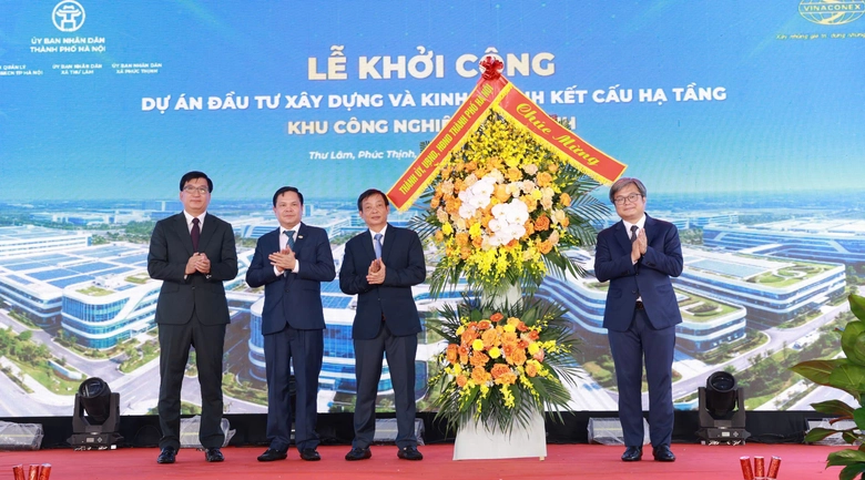 Khởi công dự án khu công nghiệp Đông Anh, mở cực tăng trưởng mới phía Bắc Thủ đô- Ảnh 3. Khởi công dự án khu công nghiệp Đông Anh, mở cực tăng trưởng mới phía Bắc Thủ đô- Ảnh 3.