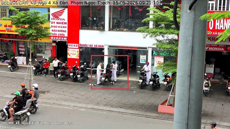 H&agrave; Nội: C&ocirc;ng an tiếp nhận hơn 1.400 trường hợp vi phạm trật tự đ&ocirc; thị người d&acirc;n cung cấp- Ảnh 8.