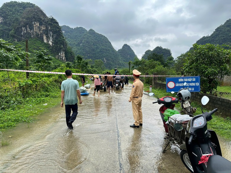 Mưa lớn g&acirc;y ngập &uacute;ng, chia cắt cục bộ nhiều nơi tại Lạng Sơn- Ảnh 1.