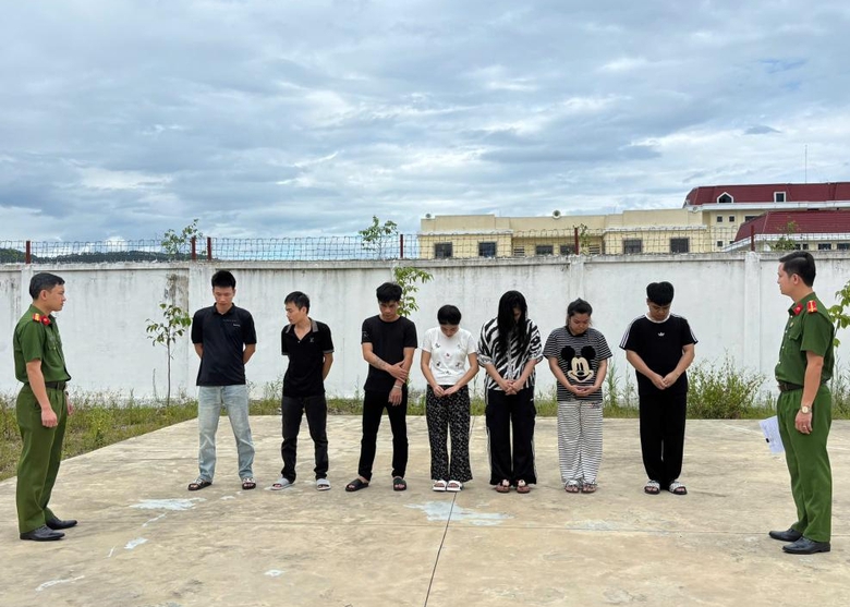H&agrave; Tĩnh: Triệt ph&aacute; đường d&acirc;y rửa tiền xuy&ecirc;n quốc gia tr&ecirc;n kh&ocirc;ng gian mạng- Ảnh 2.
