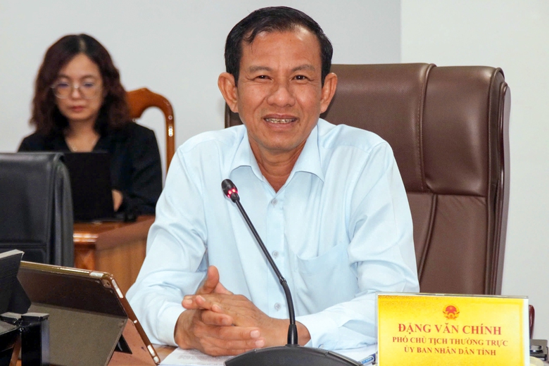 Hội Cựu C&ocirc;ng an nh&acirc;n d&acirc;n, B&aacute;o X&acirc;y dựng hỗ trợ b&agrave; con Vĩnh Long- Ảnh 3.