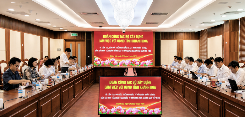 Thứ trưởng Nguyễn Văn Sinh: Kh&aacute;nh H&ograve;a sẽ ho&agrave;n th&agrave;nh chỉ ti&ecirc;u NƠXH trước thời hạn- Ảnh 1.