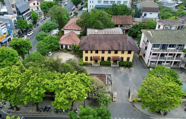 Huế: L&ecirc;n phương &aacute;n hợp nhất 6 Ban QLDA th&agrave;nh 3 đơn vị- Ảnh 1.