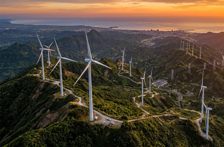 Quảng Ninh đẩy mạnh ph&aacute;t triển điện gi&oacute;, hướng tới trung t&acirc;m năng lượng xanh ph&iacute;a Bắc- Ảnh 1.