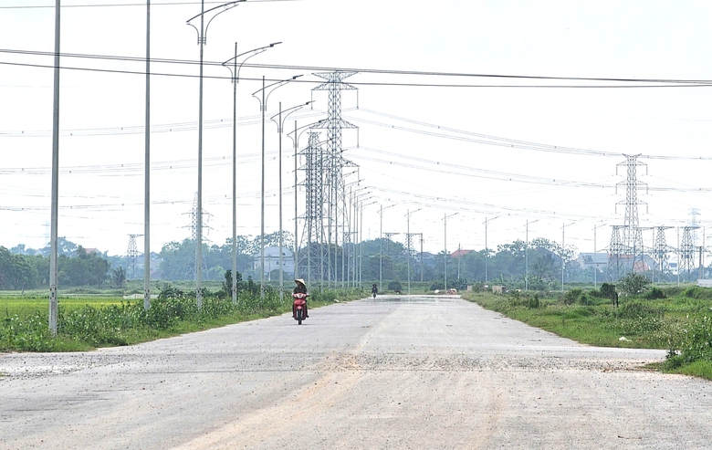 Đường hơn 300 tỷ đồng ở Bắc Ninh tăng tốc thi công để về đích đúng hẹn trong tháng 9- Ảnh 8. Đường hơn 300 tỷ đồng ở Bắc Ninh tăng tốc thi công để về đích đúng hẹn trong tháng 9- Ảnh 8.