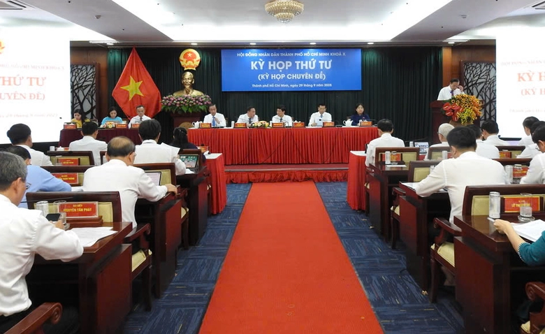 Kỳ họp thứ 4 HĐND TP.HCM: Xem x&eacute;t, th&ocirc;ng qua 41 nghị quyết quan trọng- Ảnh 2.