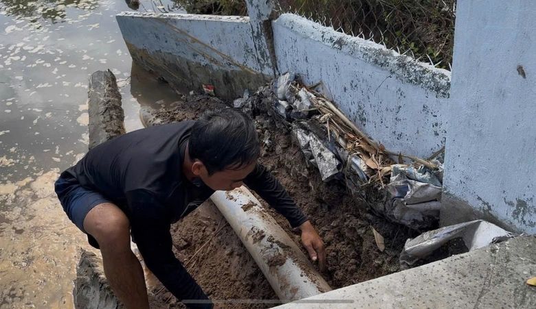 Cần Thơ chật vật ứng ph&oacute; với sạt lở hai b&ecirc;n bờ s&ocirc;ng- Ảnh 2.