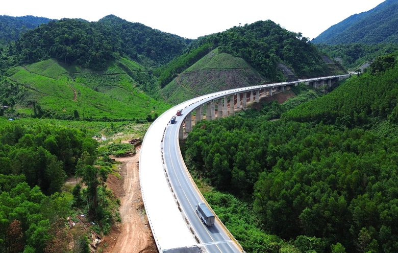 Diện mạo&nbsp;cao tốc La Sơn - H&ograve;a Li&ecirc;n mở rộng l&ecirc;n bốn l&agrave;n xe- Ảnh 3.