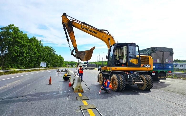 Diện mạo&nbsp;cao tốc La Sơn - H&ograve;a Li&ecirc;n mở rộng l&ecirc;n bốn l&agrave;n xe- Ảnh 7.