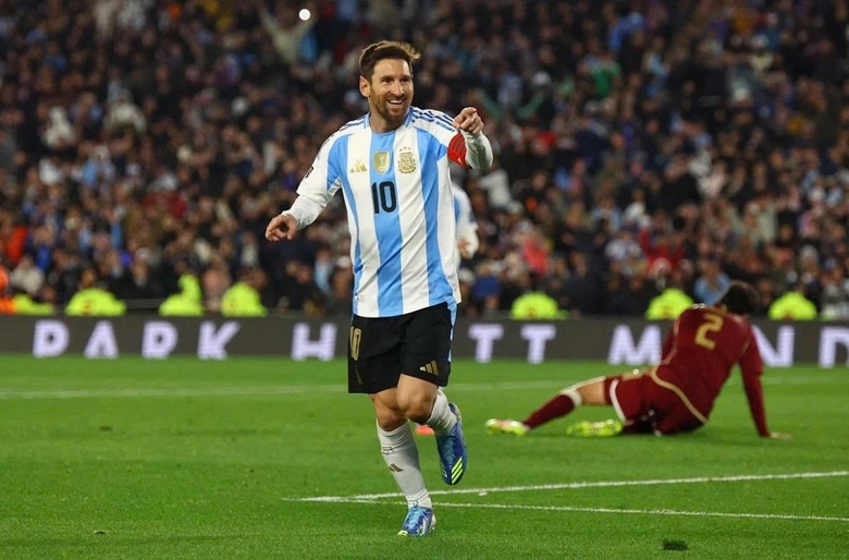 Lionel Messi d&iacute;nh chấn thương, nguy cơ lỡ World Cup 2026?- Ảnh 2.