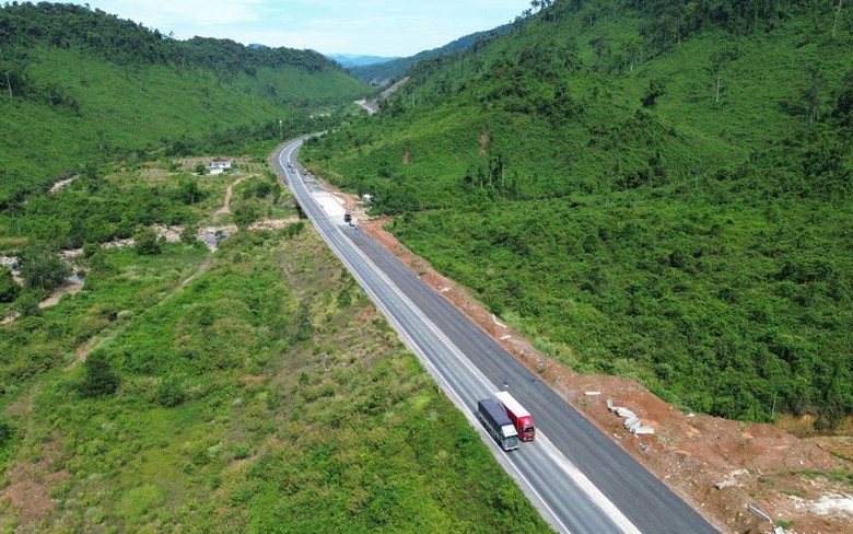 Nghi&ecirc;n cứu hai phương &aacute;n mở rộng cao tốc Bắc - Nam- Ảnh 1.