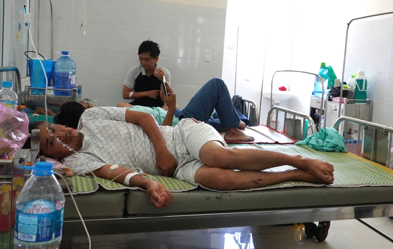 Gia Lai y&ecirc;u cầu khẩn trương l&agrave;m r&otilde; vụ nghi ngộ độc b&aacute;nh m&igrave; khiến gần 90 người nhập viện- Ảnh 3.