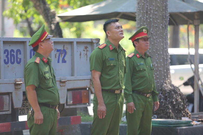 “Siêu phường” Hạc Thành mạnh tay xử lý vi phạm trật tự xây dựng- Ảnh 4. “Siêu phường” Hạc Thành mạnh tay xử lý vi phạm trật tự xây dựng- Ảnh 4.
