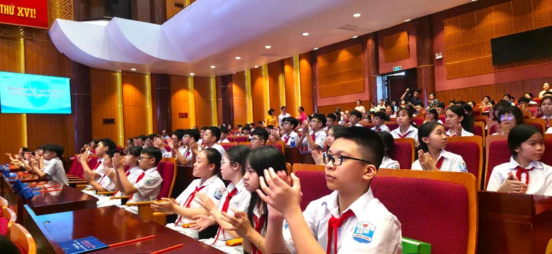 Ph&oacute; Chủ tịch nước V&otilde; Thị &Aacute;nh Xu&acirc;n dự lễ ph&aacute;t động Th&aacute;ng h&agrave;nh động v&igrave; trẻ em năm 2026- Ảnh 3.