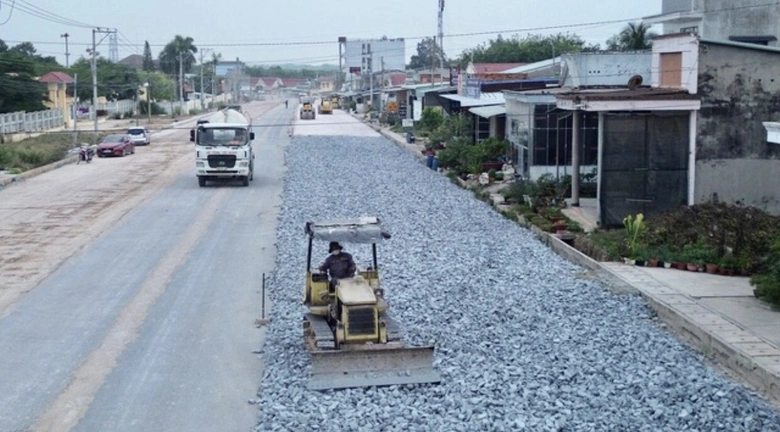 T&acirc;y Ninh đẩy nhanh giải ph&oacute;ng mặt bằng, k&iacute;ch hoạt loạt dự &aacute;n hạ tầng trọng điểm- Ảnh 1.
