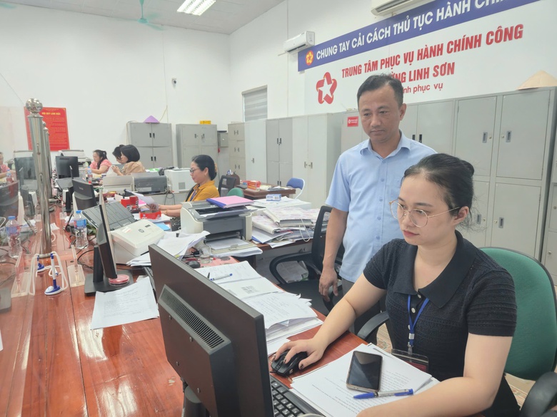 Th&aacute;i Nguy&ecirc;n giữ vững vị tr&iacute; nh&oacute;m đầu cả nước về chất lượng phục vụ người d&acirc;n, doanh nghiệp- Ảnh 3.