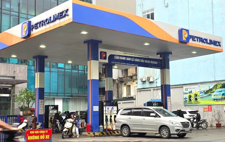 Gi&aacute; xăng dầu giảm mạnh từ chiều nay 28/5- Ảnh 1.
