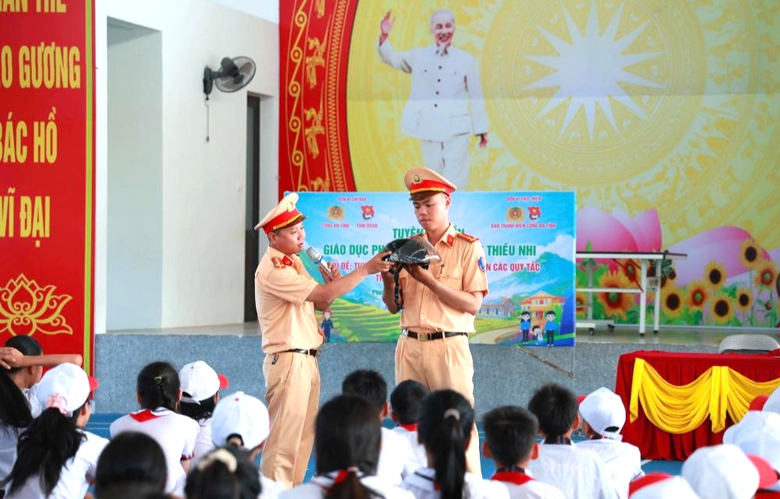 H&agrave; Tĩnh: Nỗi lo thanh thiếu ni&ecirc;n tụ tập đ&ecirc;m, độ xe, chạy tốc độ cao dịp h&egrave;- Ảnh 3.
