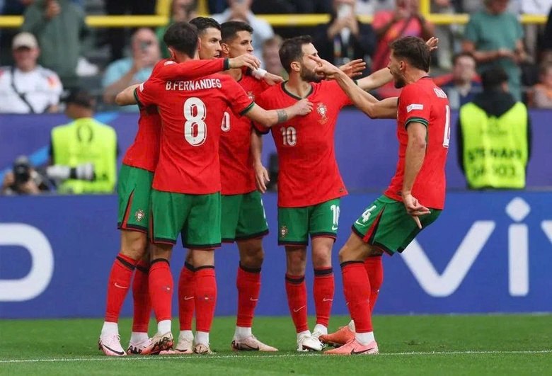 HLV Roberto Martinez kh&ocirc;ng xem Bồ Đ&agrave;o Nha l&agrave; ứng vi&ecirc;n số 1 tại World Cup 2026- Ảnh 1.