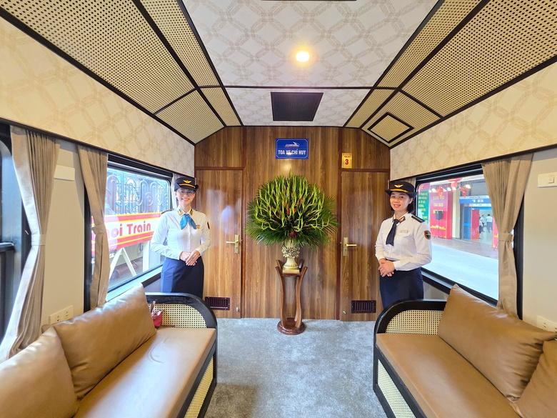 Đường sắt đưa v&agrave;o khai th&aacute;c thử toa xe chỉ huy t&iacute;ch hợp c&ocirc;ng nghệ số- Ảnh 4.