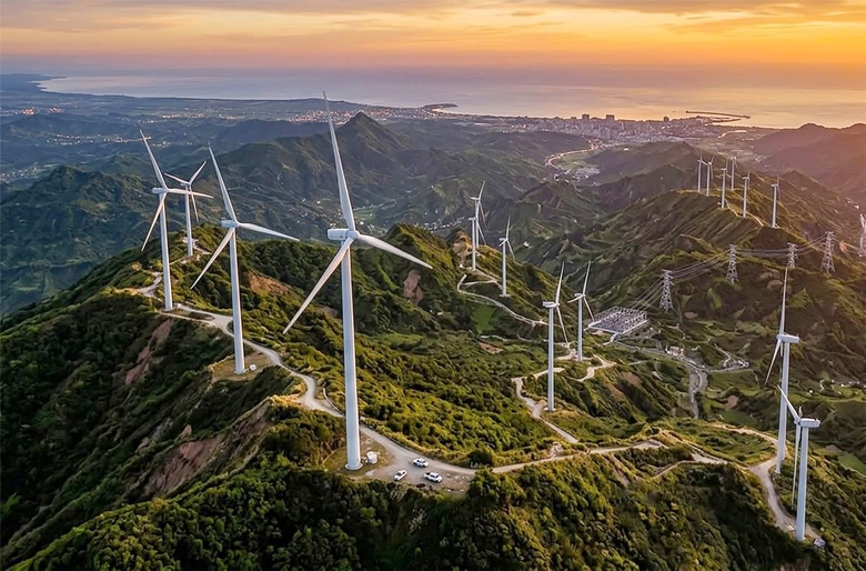 Quảng Ninh quyết liệt gỡ vướng đất đai cho dự &aacute;n điện, cụm c&ocirc;ng nghiệp- Ảnh 2.