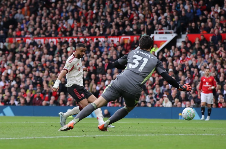 Đ&aacute;nh bại Liverpool, MU ch&iacute;nh thức gi&agrave;nh v&eacute; dự C&uacute;p C1- Ảnh 2.