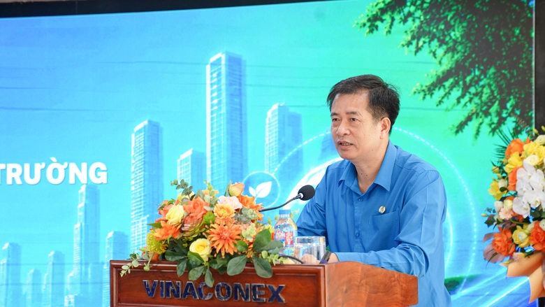 Vinaconex lan tỏa văn h&oacute;a an to&agrave;n, tiếp sức người lao động m&ugrave;a nắng n&oacute;ng- Ảnh 3.