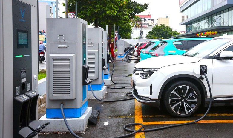 X&acirc;y dựng Đề &aacute;n trạm sạc xe điện to&agrave;n quốc, ho&agrave;n th&agrave;nh trong năm 2026- Ảnh 1.