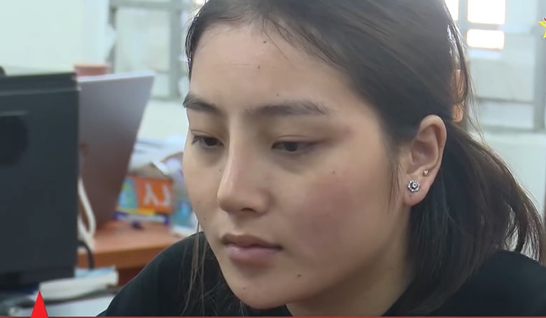 Mẹ của b&eacute; g&aacute;i 4 tuổi bị bạo h&agrave;nh tử vong: "Em kh&ocirc;ng xứng đ&aacute;ng l&agrave; mẹ của ch&aacute;u"- Ảnh 1.