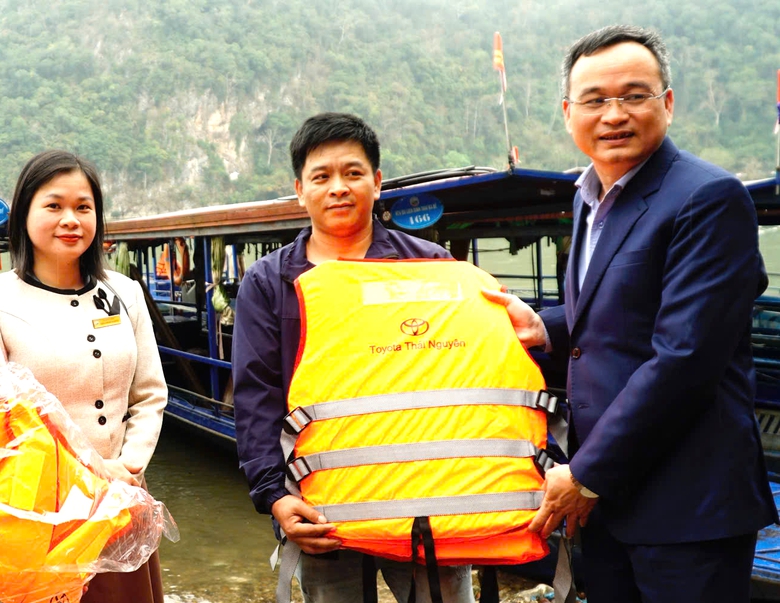 Th&aacute;i Nguy&ecirc;n đẩy mạnh kiểm tra li&ecirc;n ng&agrave;nh tại c&aacute;c bến thủy nội địa- Ảnh 1.