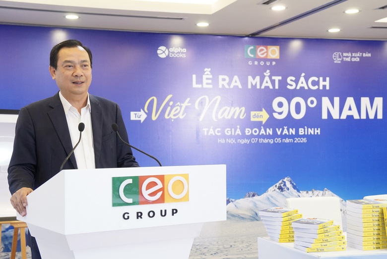 Ra mắt s&aacute;ch &ldquo;Từ Việt Nam đến 90&deg; Nam&rdquo; của t&aacute;c giả Đo&agrave;n Văn B&igrave;nh- Ảnh 2.