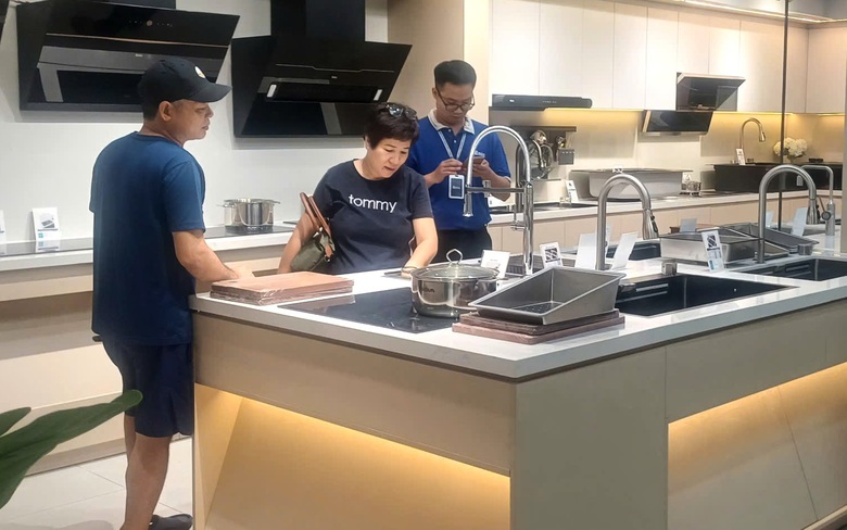 Chậu rửa b&aacute;t chống xước, phủ nano "l&ecirc;n ng&ocirc;i" trong gian bếp hiện đại- Ảnh 3.