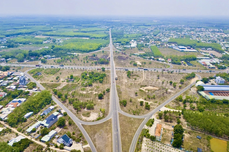Đồng Nai tăng tốc đấu gi&aacute; loạt khu &ldquo;đất v&agrave;ng&rdquo;, tạo nguồn lực ph&aacute;t triển hạ tầng- Ảnh 5.