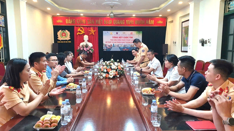 Hưng Y&ecirc;n: Gần 15.000 lượt người tham gia cuộc thi trực tuyến về an to&agrave;n giao th&ocirc;ng- Ảnh 1.