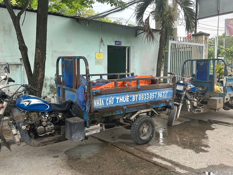 TP.HCM: H&agrave;ng trăm xe ba g&aacute;c, xe tự chế bị xử phạt trong đợt cao điểm tuần tra- Ảnh 2.