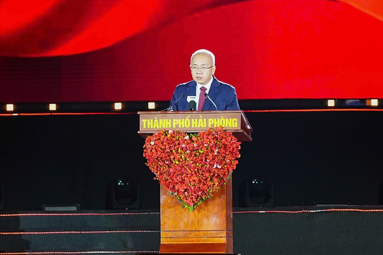 Ấn tượng đ&ecirc;m khai mạc Lễ hội Hoa Phượng Đỏ - Hải Ph&ograve;ng 2026- Ảnh 1.
