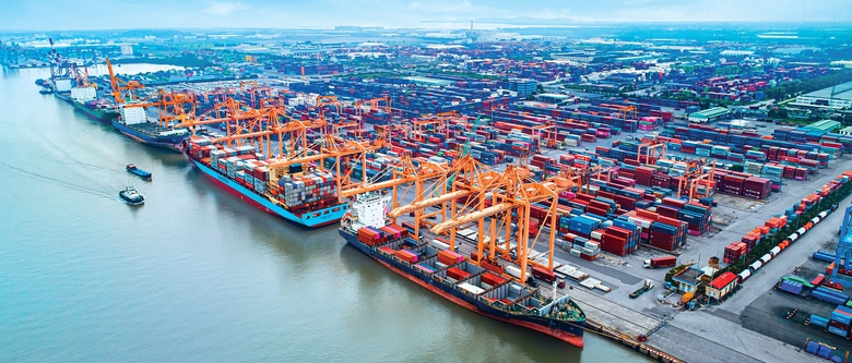 Luật ho&aacute; cơ chế ưu đ&atilde;i cho đầu tư hạ tầng h&agrave;ng hải, đường thuỷ "xanh"- Ảnh 1.