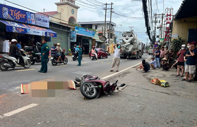 Hiện trường vụ tai nạn khiến một người tử vong. Hiện trường vụ tai nạn khiến một người tử vong.