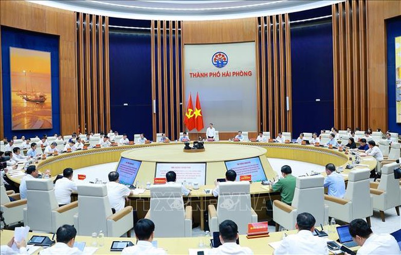 Thủ tướng: Đẩy mạnh ph&aacute;t triển nh&agrave; ở cho thu&ecirc; tại v&ugrave;ng kinh tế trọng điểm Bắc Bộ- Ảnh 4.