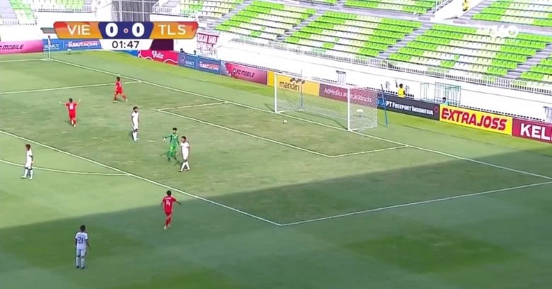 C&ocirc;ng Hậu lập hat-trick, U19 Việt Nam đ&aacute;nh bại U19 Timor Leste- Ảnh 1.
