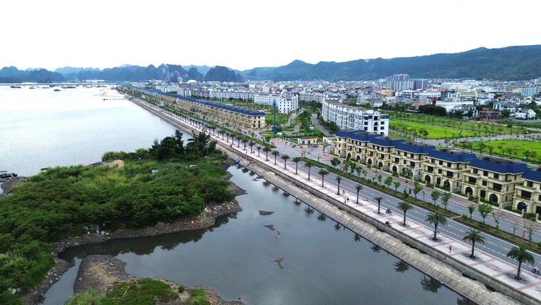 Quảng Ninh chủ động quy hoạch, mở rộng không gian phát triển sau sắp xếp đơn vị hành chính- Ảnh 1. Quảng Ninh chủ động quy hoạch, mở rộng không gian phát triển sau sắp xếp đơn vị hành chính- Ảnh 1.