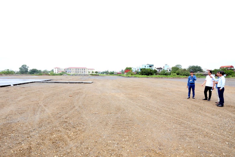 Ninh Bình khẩn trương GPMB cho dự án đường sắt tốc độ cao Bắc - Nam- Ảnh 2. Ninh Bình khẩn trương GPMB cho dự án đường sắt tốc độ cao Bắc - Nam- Ảnh 2.