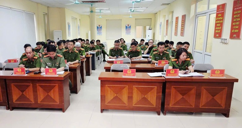 C&ocirc;ng an H&agrave; Nội huy động lực lượng bảo đảm an ninh kỳ thi tốt nghiệp THPT 2026- Ảnh 11.