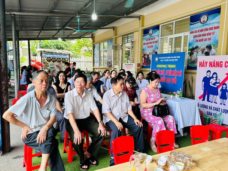 Thái Nguyên tăng tốc khám sức khỏe miễn phí, hướng tới quản lý sức khỏe toàn dân- Ảnh 3. Thái Nguyên tăng tốc khám sức khỏe miễn phí, hướng tới quản lý sức khỏe toàn dân- Ảnh 3.