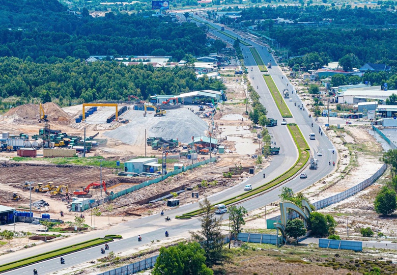 Tiến độ cấp bách, An Giang vẫn đặt chất lượng công trình APEC 2027 lên hàng đầu- Ảnh 3. Tiến độ cấp bách, An Giang vẫn đặt chất lượng công trình APEC 2027 lên hàng đầu- Ảnh 3.