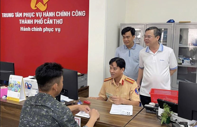 Cần Thơ n&acirc;ng chất cải c&aacute;ch h&agrave;nh ch&iacute;nh - Ảnh 1.