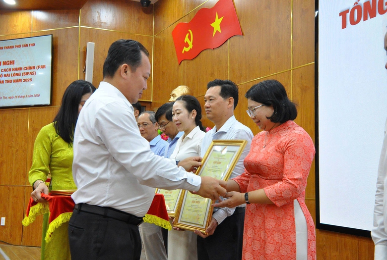 Cần Thơ n&acirc;ng chất cải c&aacute;ch h&agrave;nh ch&iacute;nh - Ảnh 3.