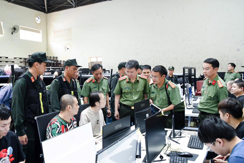 Phú Thọ kịp thời ngăn chặn âm mưu lập trung tâm lừa đảo công nghệ cao xuyên quốc gia - Ảnh 2.